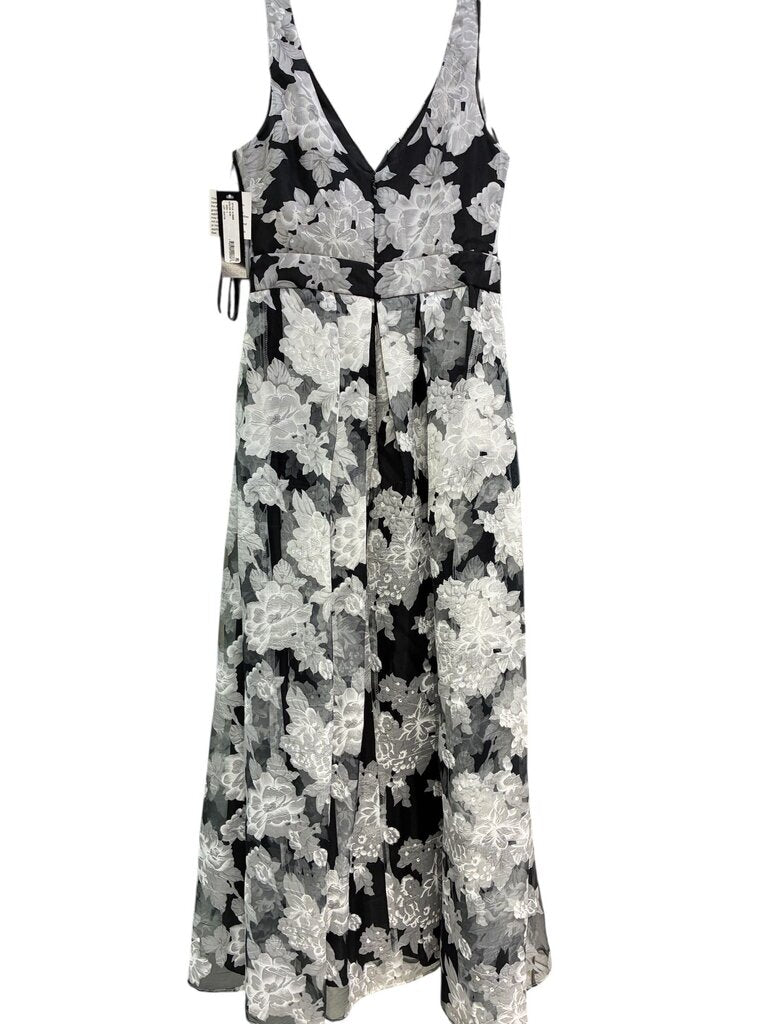 Betsy & Adam off shoulder Evening Gown navy 10
