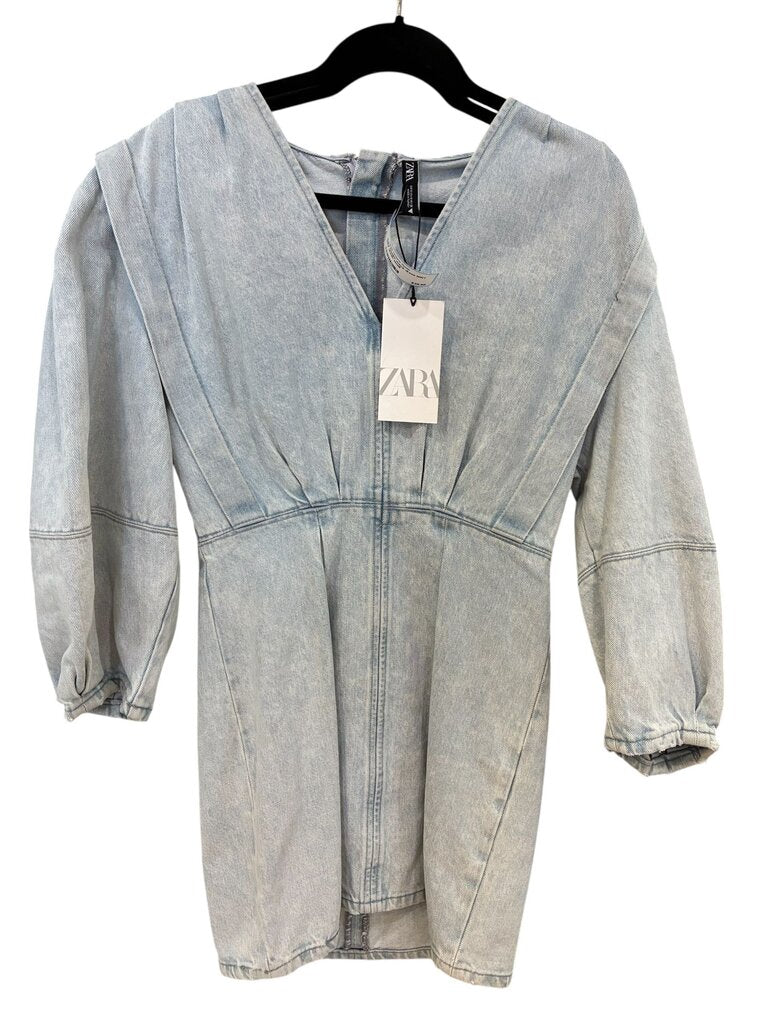 Alice & Olivia Aislyn FLoral lace tunic NWT white large
