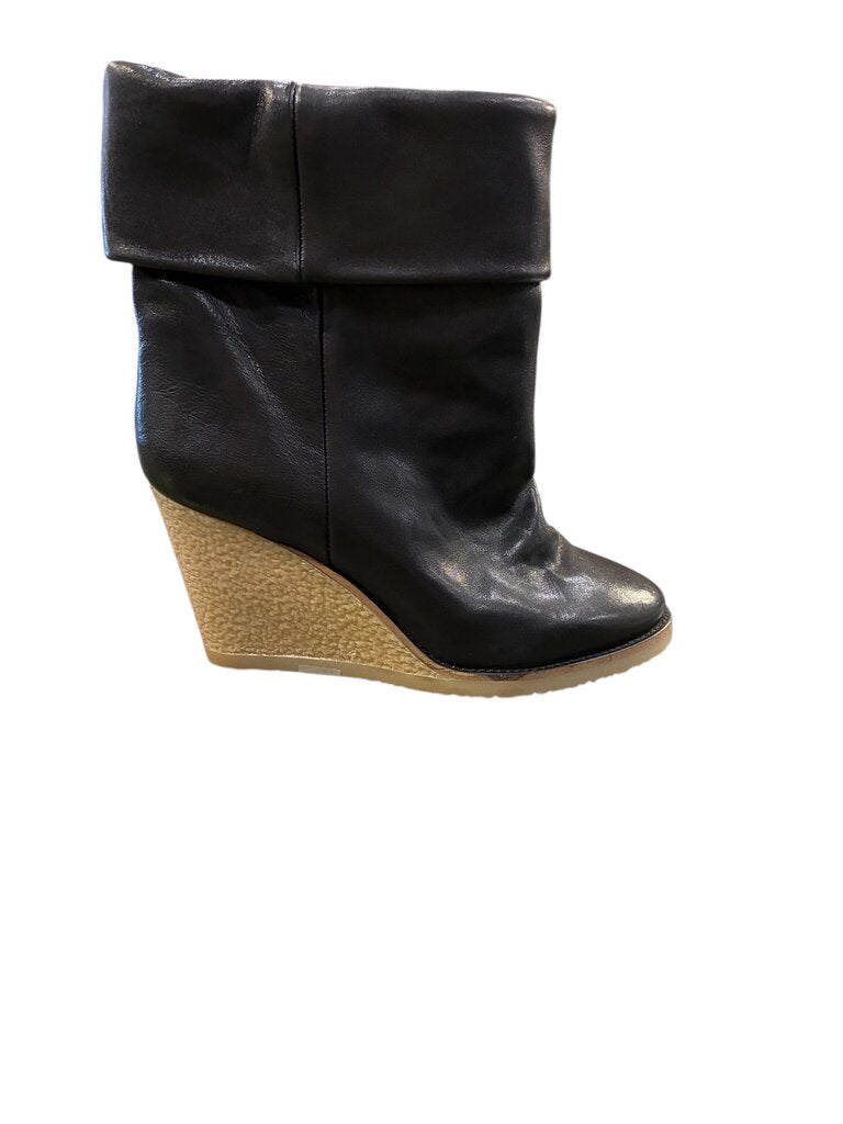 ISabel Marant Leather Wedge Boots black 39