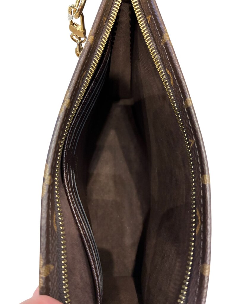 Louis Vuitton Toiletry pouch on chain monogram