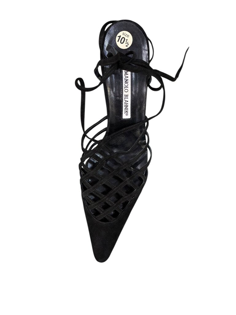Manolo Blahnik latticed pointy heels black 41