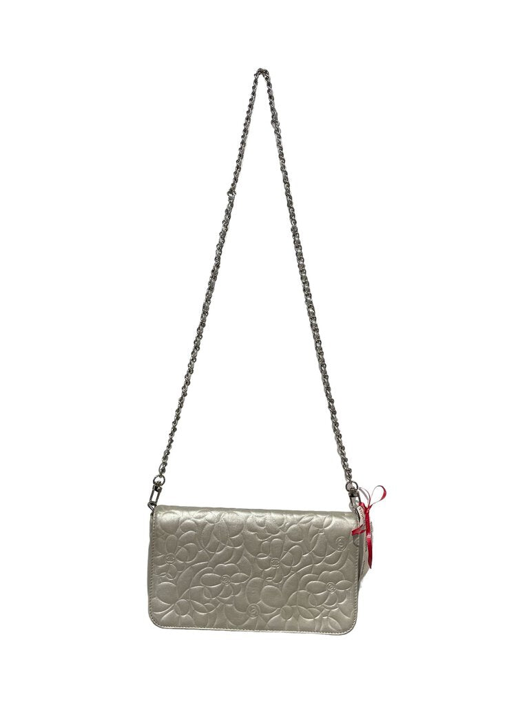 Pearl Embossed Camellia Leather Flap Bag silver